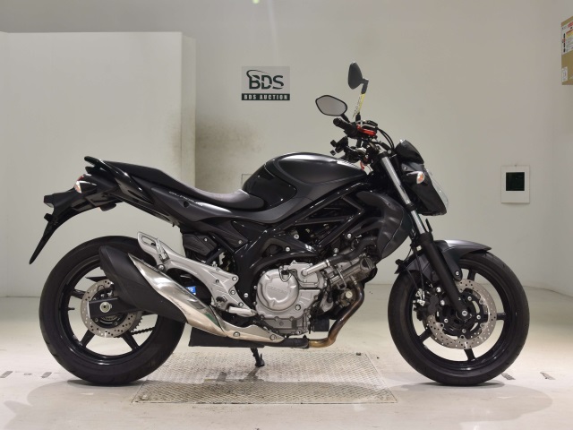 Suzuki GLADIUS SFV400 2015