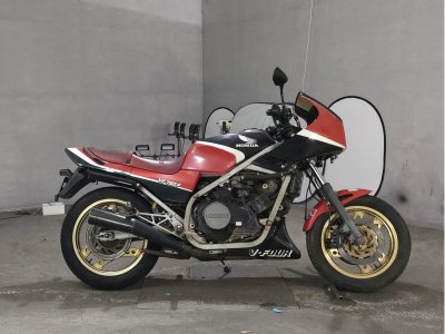 Honda VF750F 1983