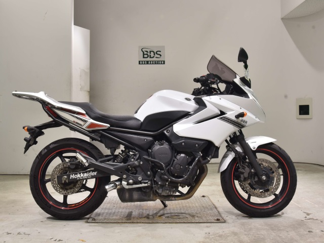 Yamaha XJ6 DIVERSIONA 2010