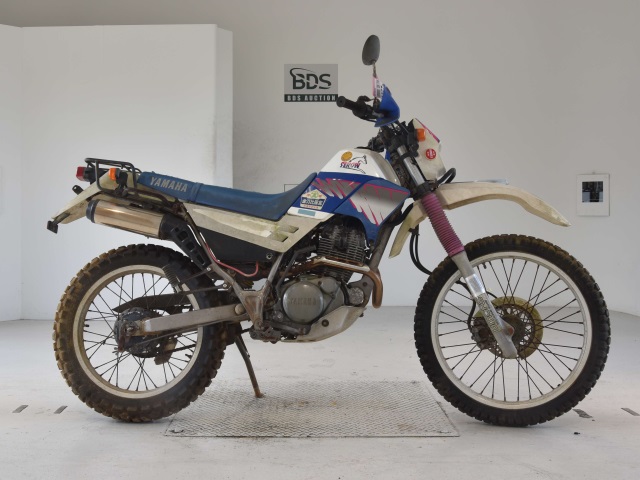 Yamaha SEROW XT225 1991