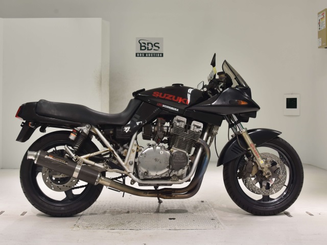 Suzuki GSX1100S KATANA 1987