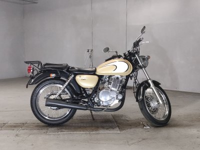 Suzuki ST250E