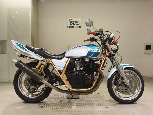 Yamaha XJR400 1995