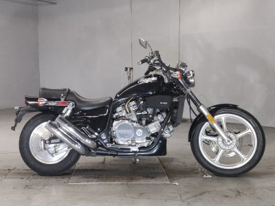 Honda MAGNA750