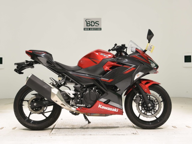 Kawasaki NINJA400 2019