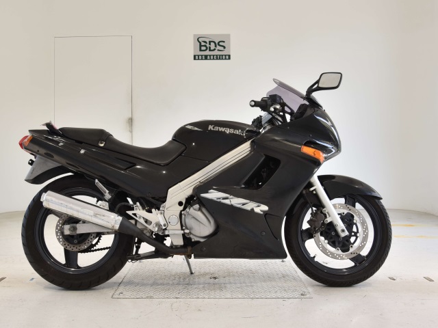 Kawasaki ZZ-R250 2005