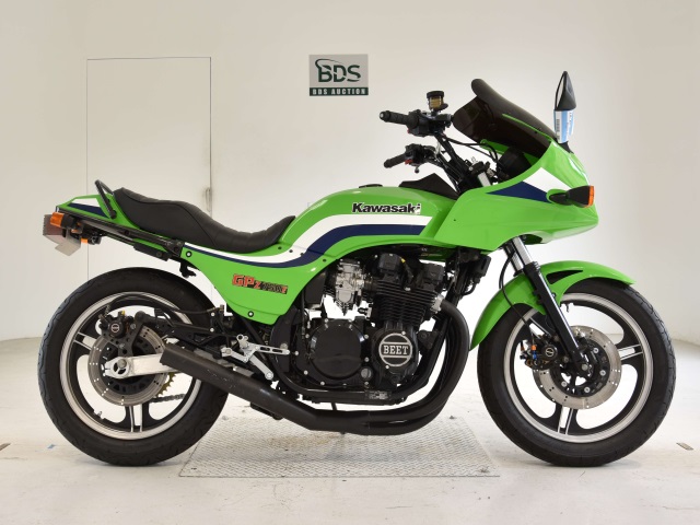 Kawasaki GPZ750F