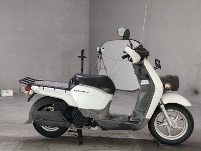 Honda CC50 CROSSCUB 2018