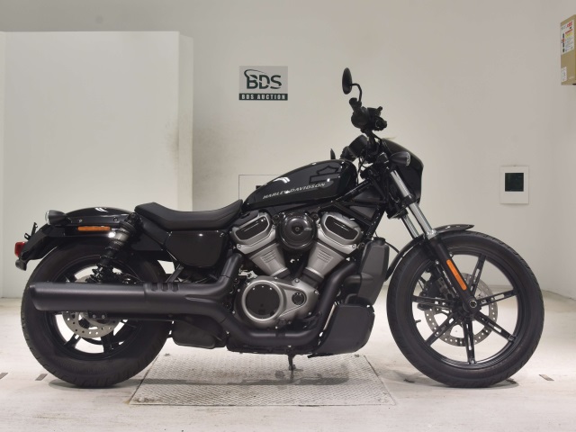 HD RH975 2023