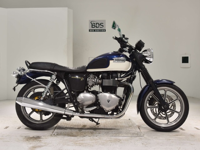 Triumph BONNEVILLE SE 2012