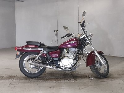 Suzuki MARAUDER250