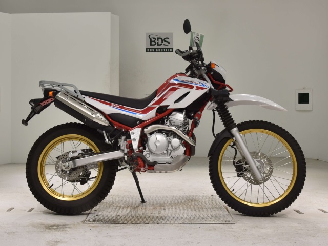 Yamaha SEROW XT250 2020