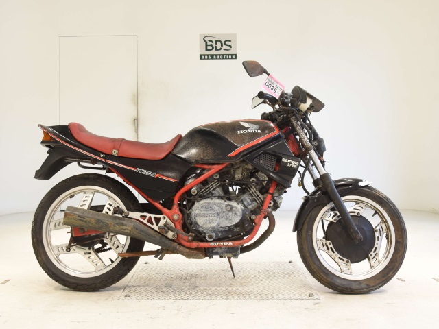 Honda VT250F XELVIS 1982