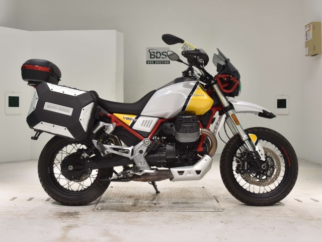 Moto Guzzi V85TT 2019