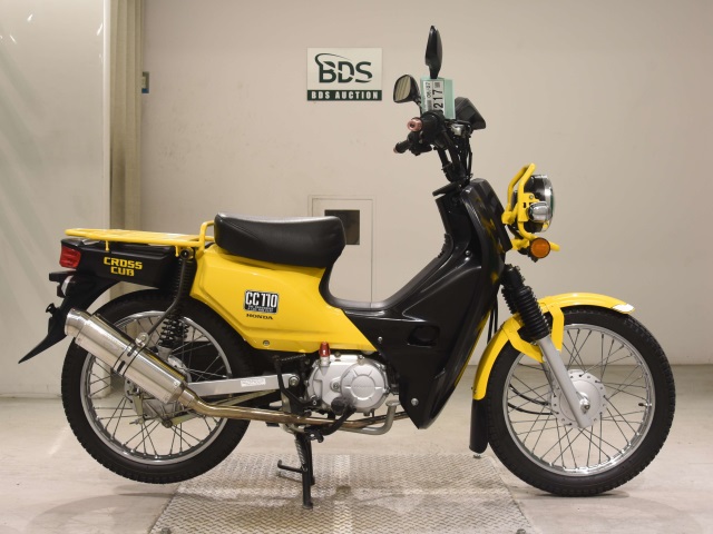 Honda CC110 CROSSCUB 2016