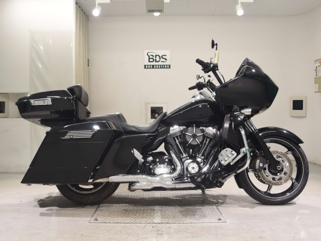 HD ROAD GLIDE FLTRX1690 2013