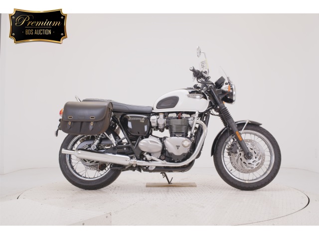 Triumph BONNEVILLE T120 2016
