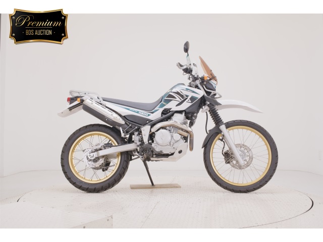 Yamaha SEROW XT250 2016
