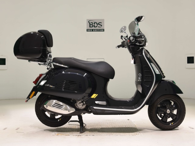 Vespa GTS300 SUPER 2022