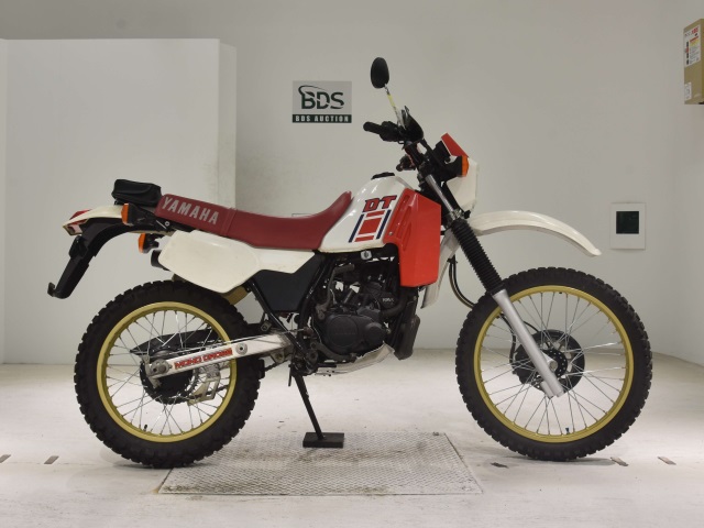 Yamaha DT125R TRAIL 1987