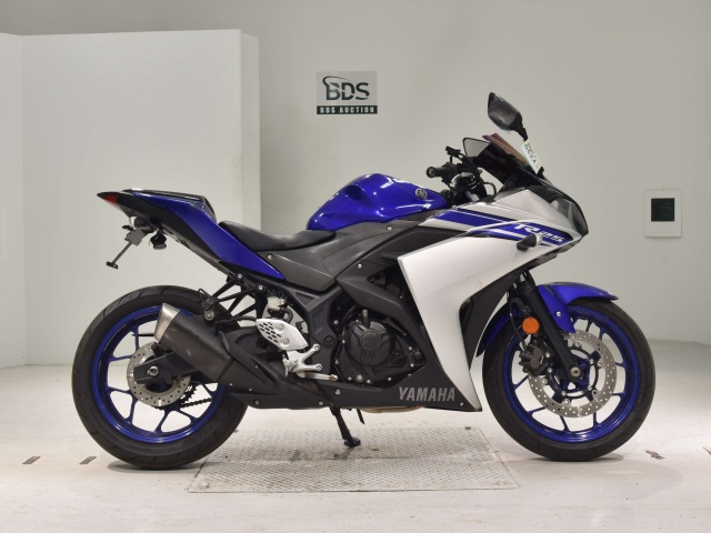 Yamaha YZF-R25 2018