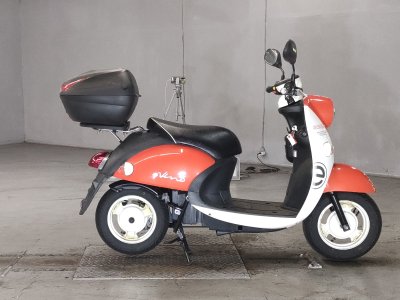 Yamaha E-VINO