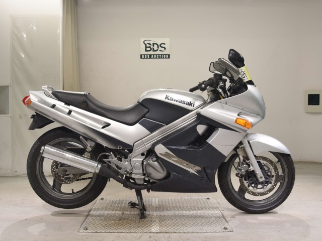 Kawasaki ZZ-R250 1999
