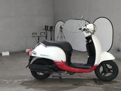 Honda GIORNO 2012