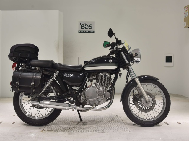 Suzuki ST250E 2004