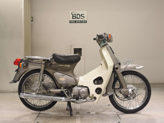 Honda C90-E 2005