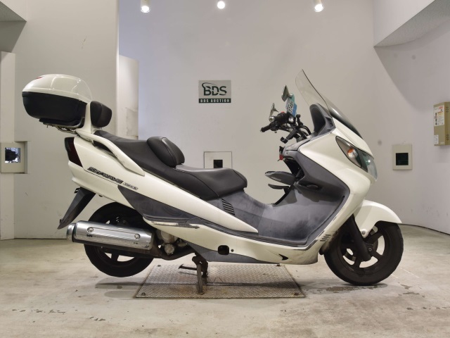 Suzuki SKYWAVE 250S
