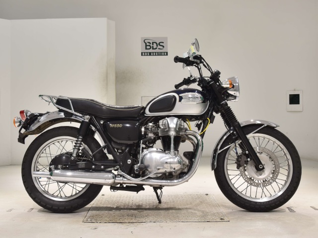 Kawasaki W650 2005