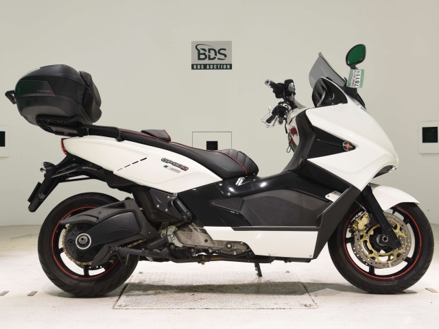 Gilera GP800IE 2013