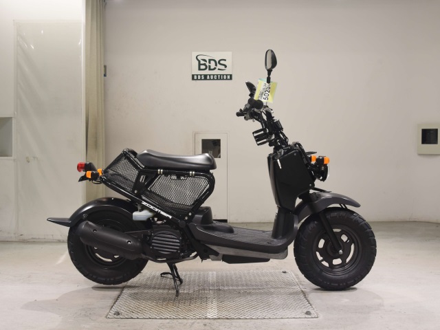 Honda ZOOMER 2011