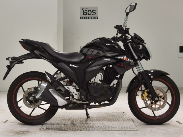 Suzuki GIXXER150