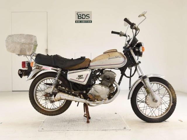 Honda CM125T 1981