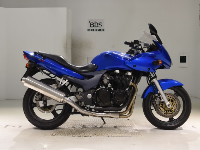 Kawasaki ZR-7S 2002