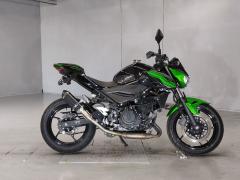 Kawasaki Z400 2020