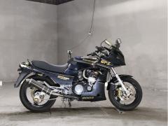 Kawasaki GPZ900R 1996