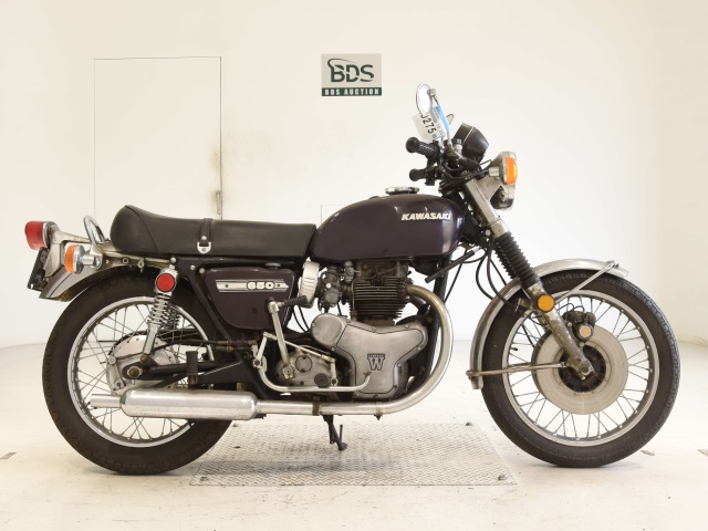 Kawasaki W3 1975