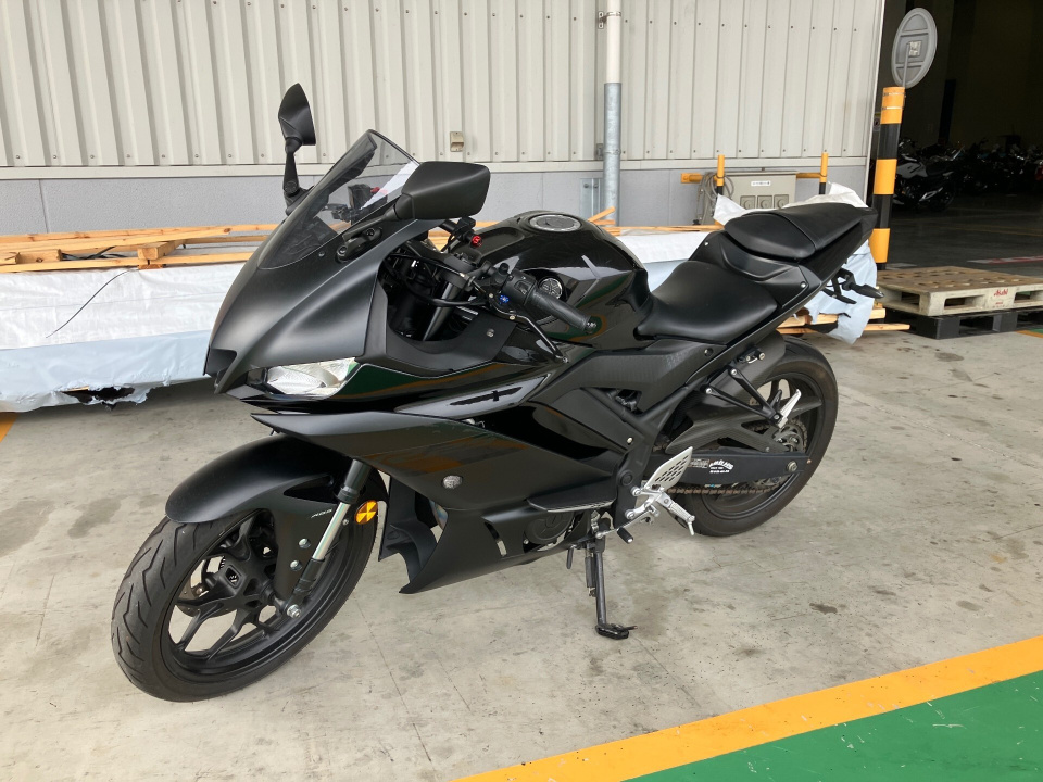 Yamaha YZF-R25A 2021