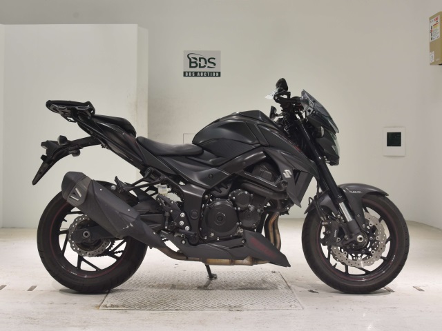 Suzuki GSX-S750 2020