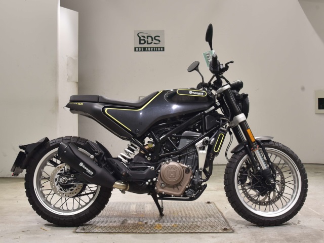 Husqvarna SVARTPILEN 401 2018