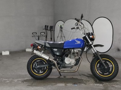 Honda APE50 2009