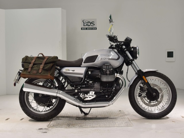 Moto Guzzi V7 SPECIAL 2022