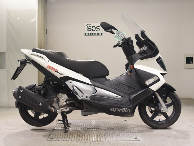 Aprilia SR MAX300 2015