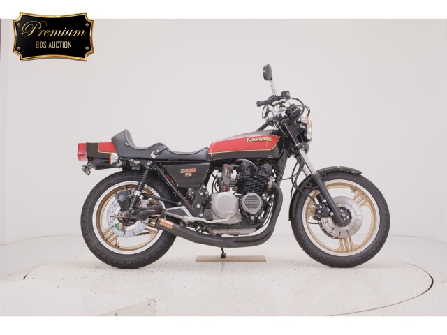Kawasaki Z400FX 2023