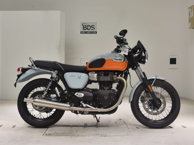 Triumph BONNEVILLE T100 2022