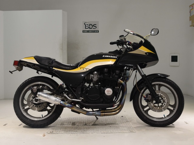 Kawasaki GPZ750 1983
