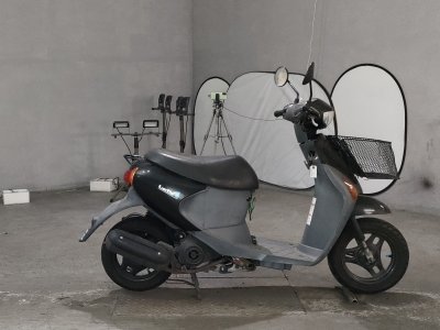 Suzuki LETS4